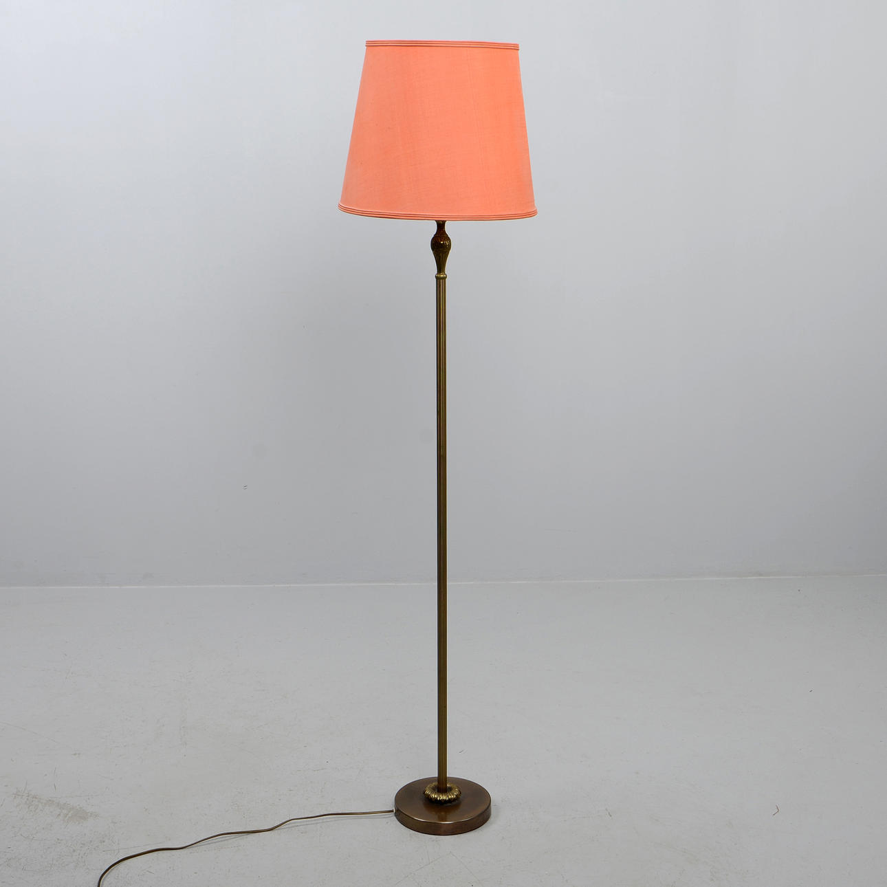 GOLVLAMPA, märkt EM 1012, 1900-tal.