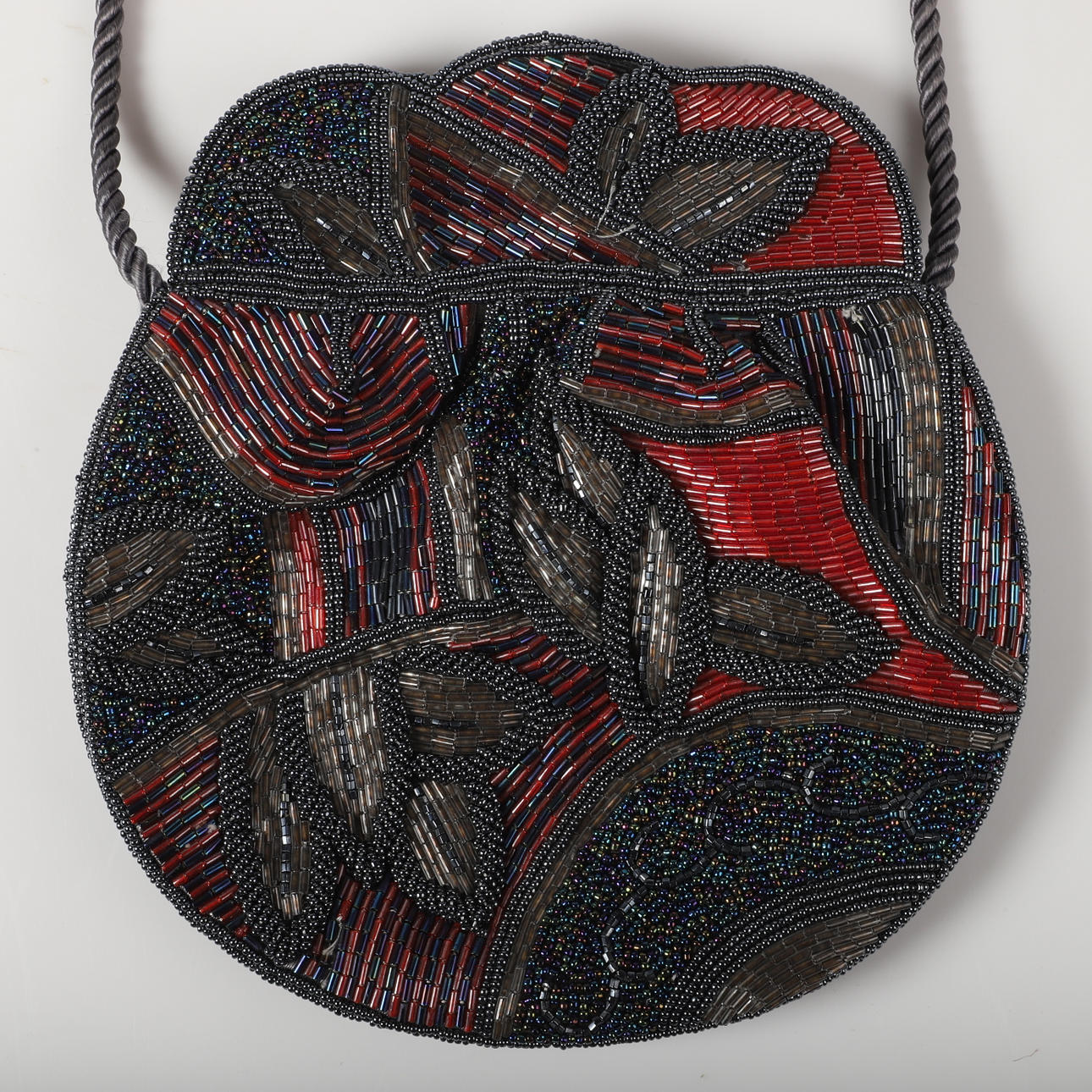 ABENDTASCHE, MIT PERLEN BESTICKT, 20. Jahrhundert.