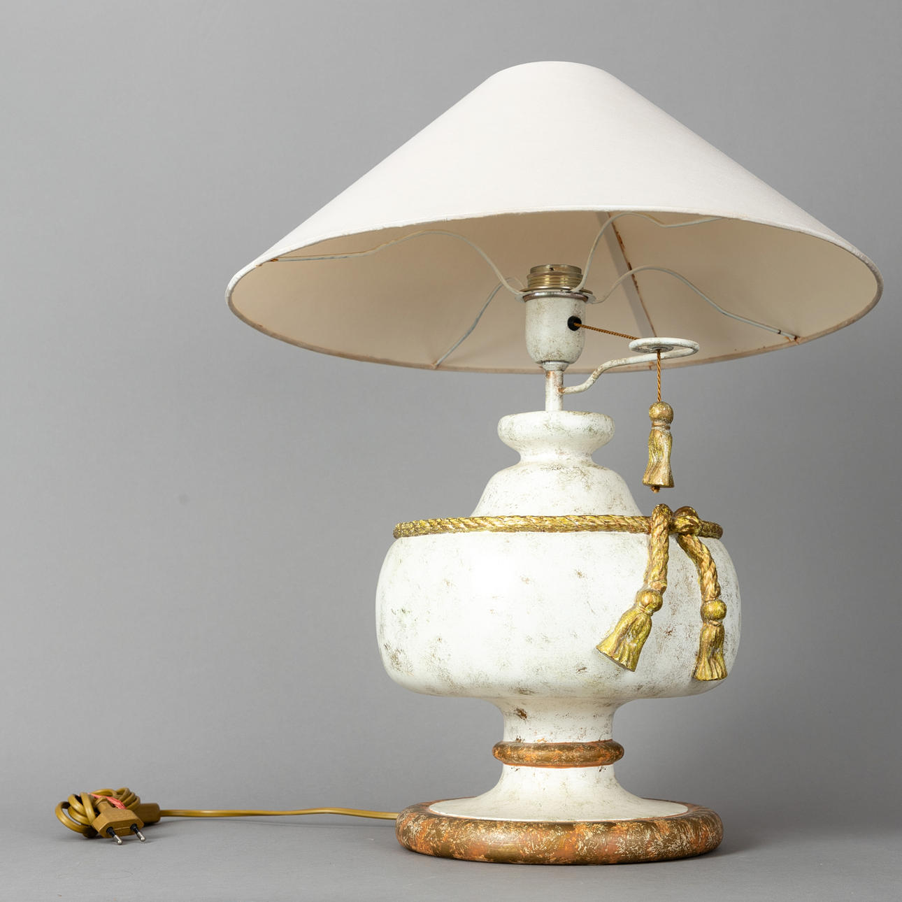 DOMICIL. Tischleuchte.