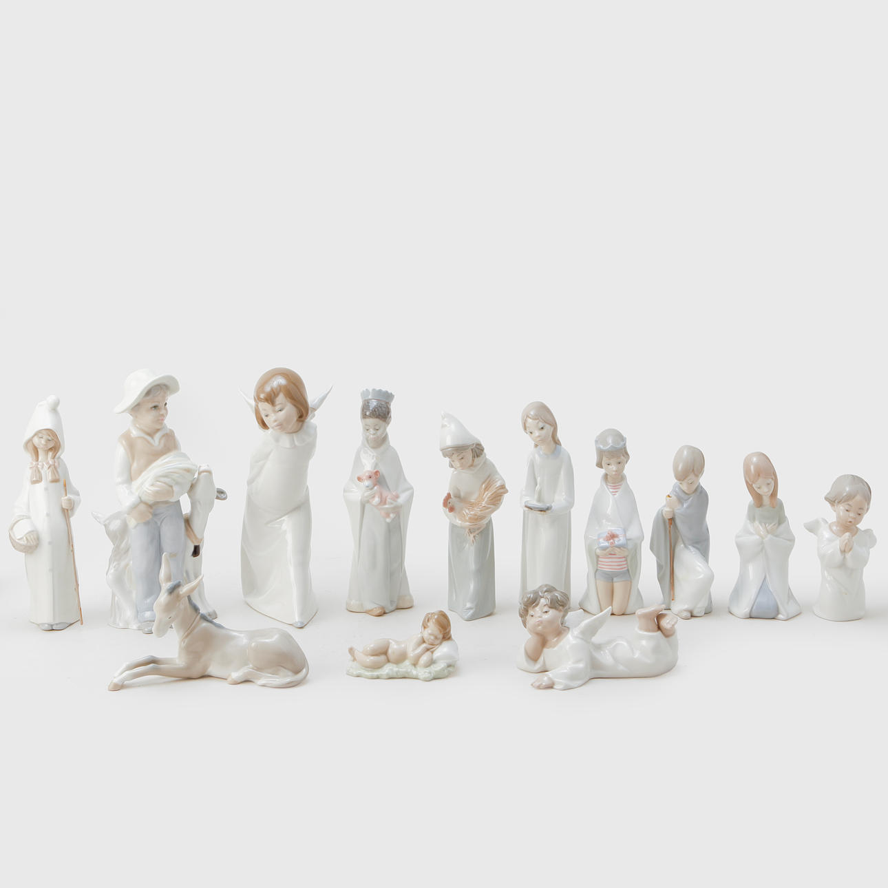 Eine Vase aus Feinsteinzeug, Lladro, Spanien.