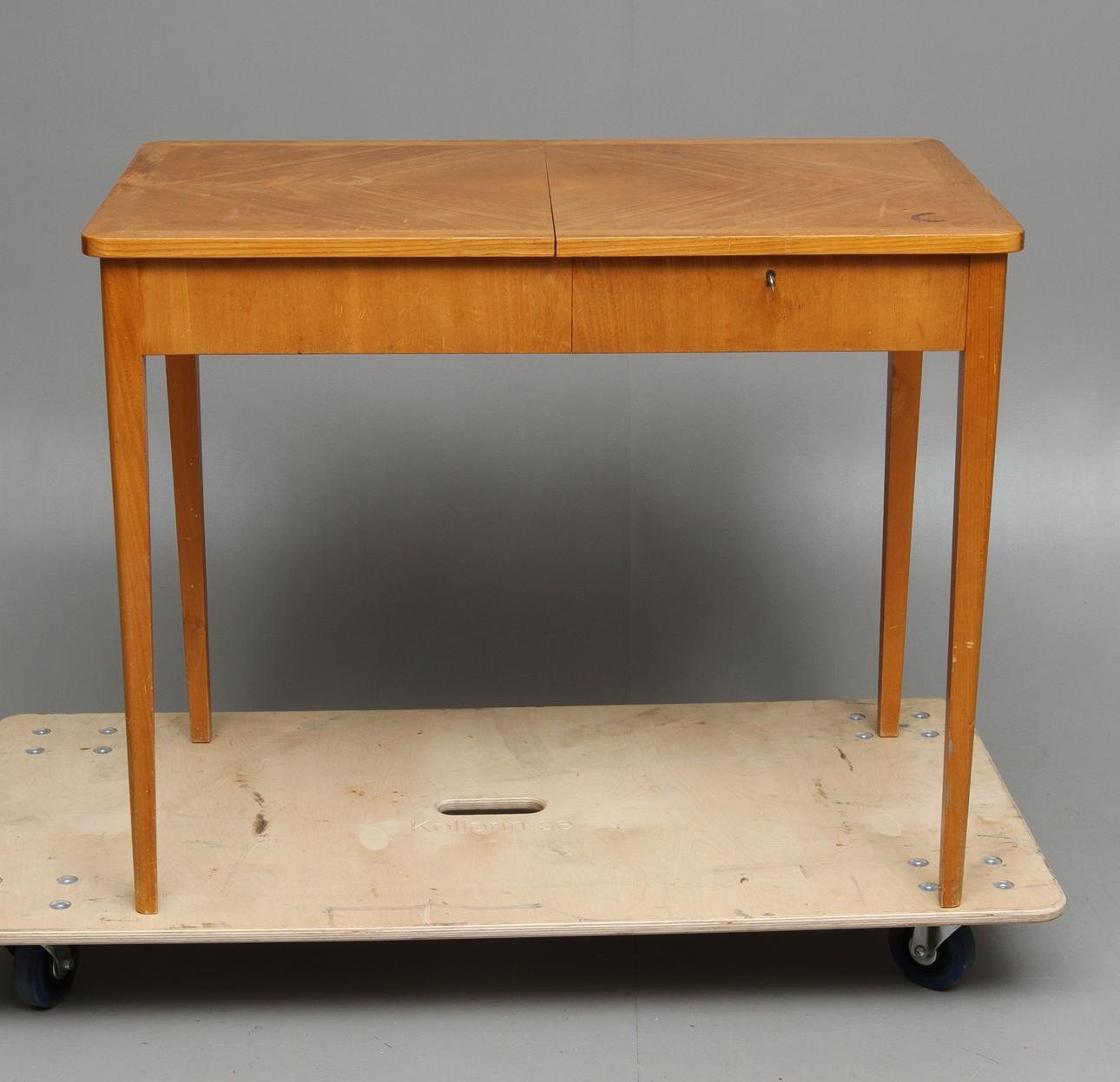 SKRIVBORD, 1900-tal.