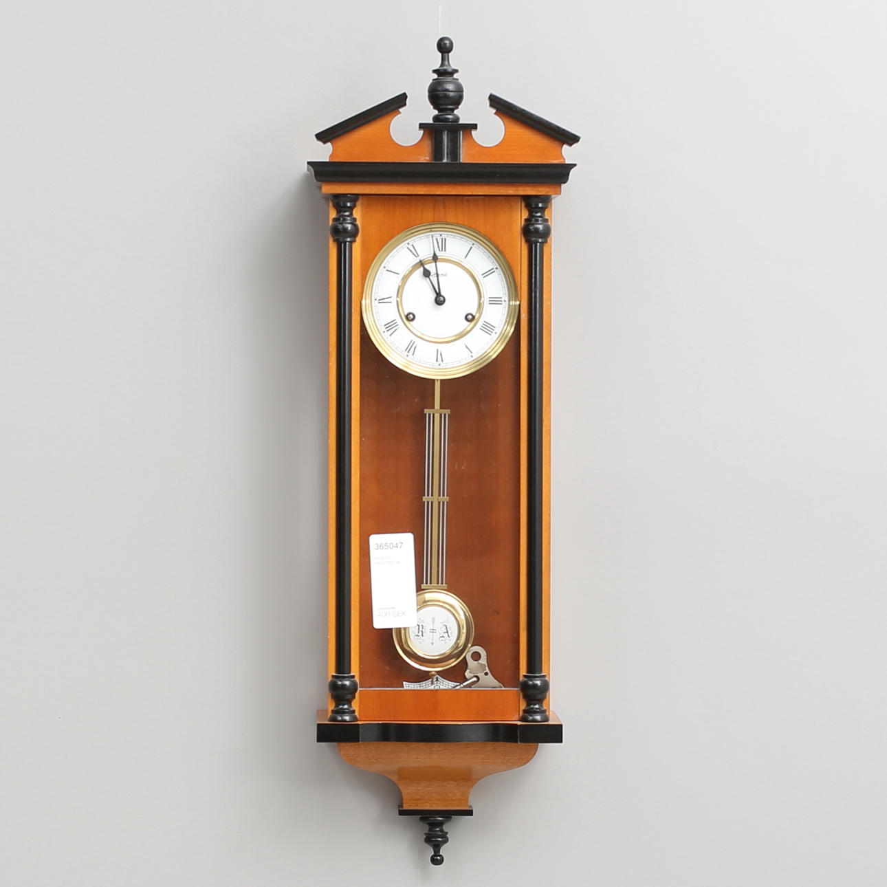 VÄGGUR, Hermle, 1800/1900-tal.