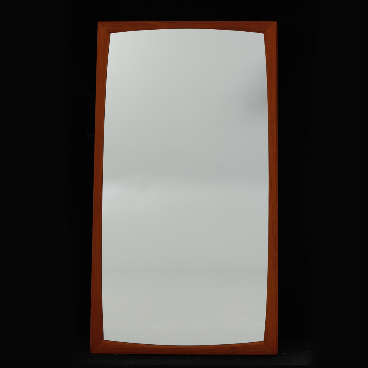 AKSEL KJERSGAARD. Spegel, Odder Danmark.