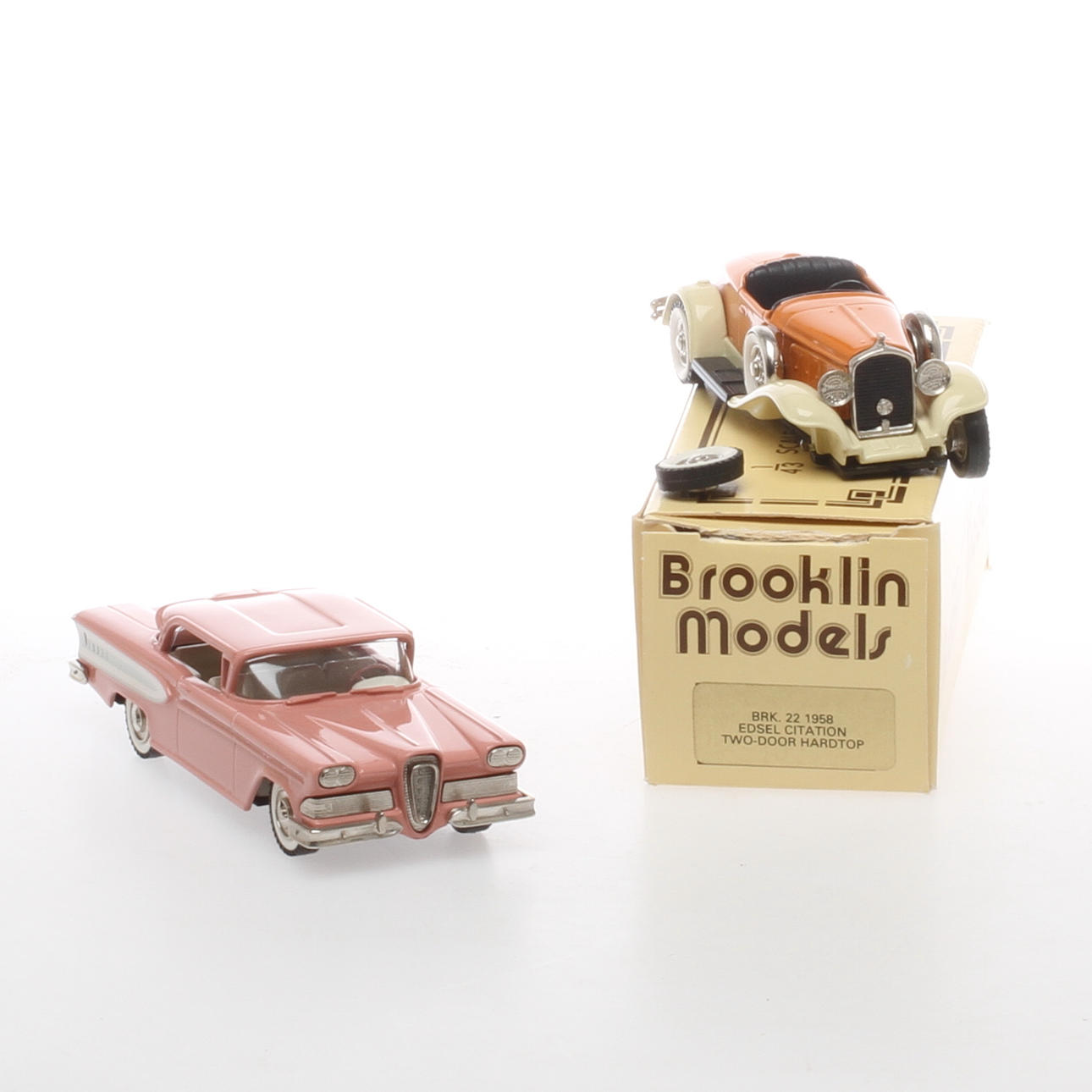 MODELLBILAR BROOKLIN MODELS Edsel i originalkartong och Hudson.