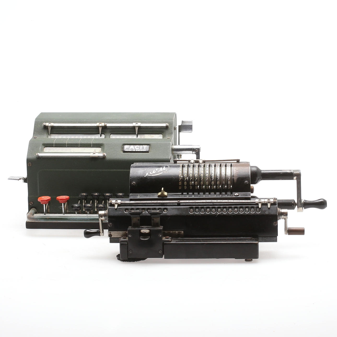 RÄKNESNURROR, 2 st, Facit, 1900-talets första hälft.