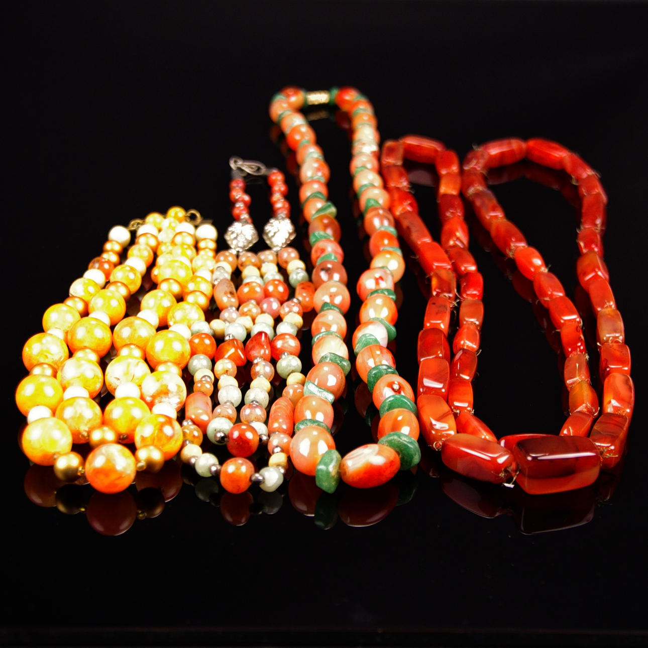 COLLIERER, 4 stycken.