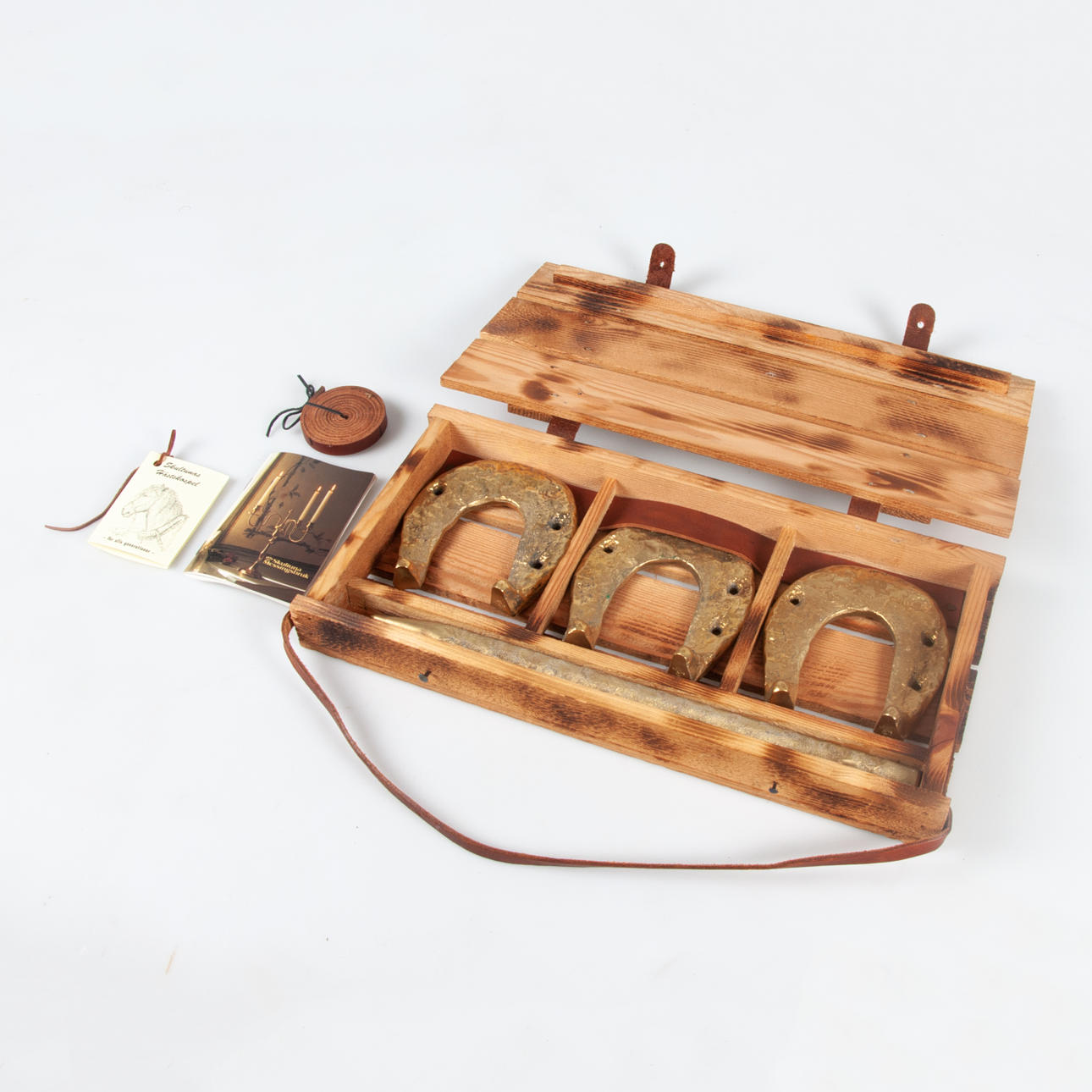 HÄSTSKOSPEL, Skultuna, mässing.