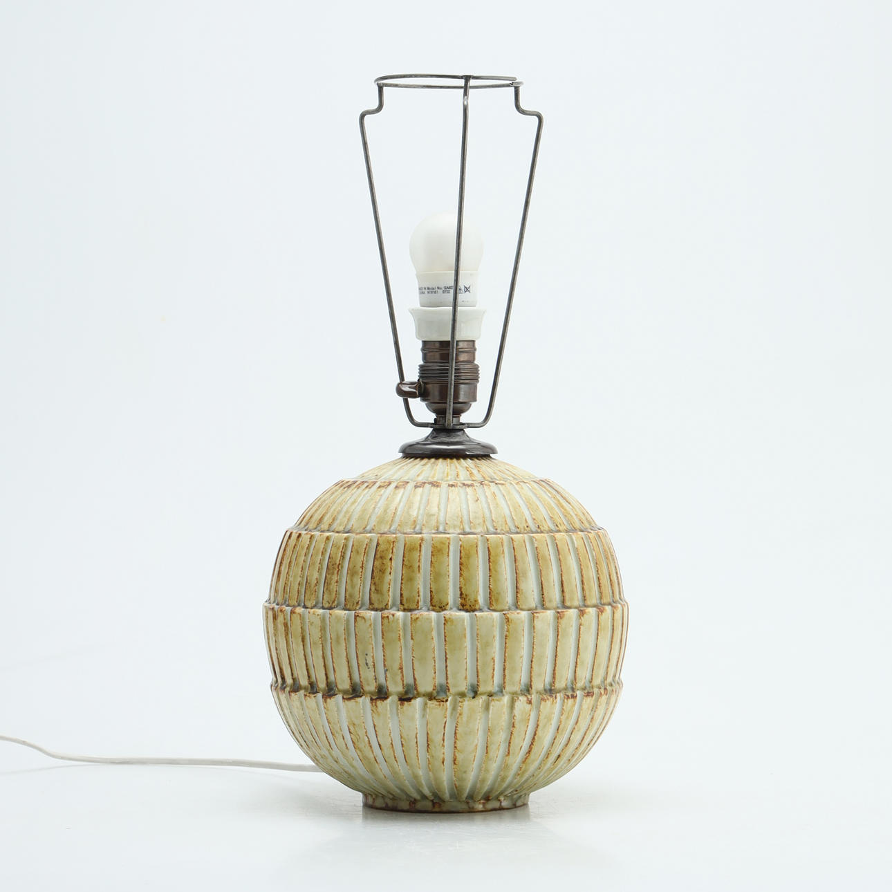 GERTRUD LÖNGREN, Rörstrand, a “1126" table lamp.