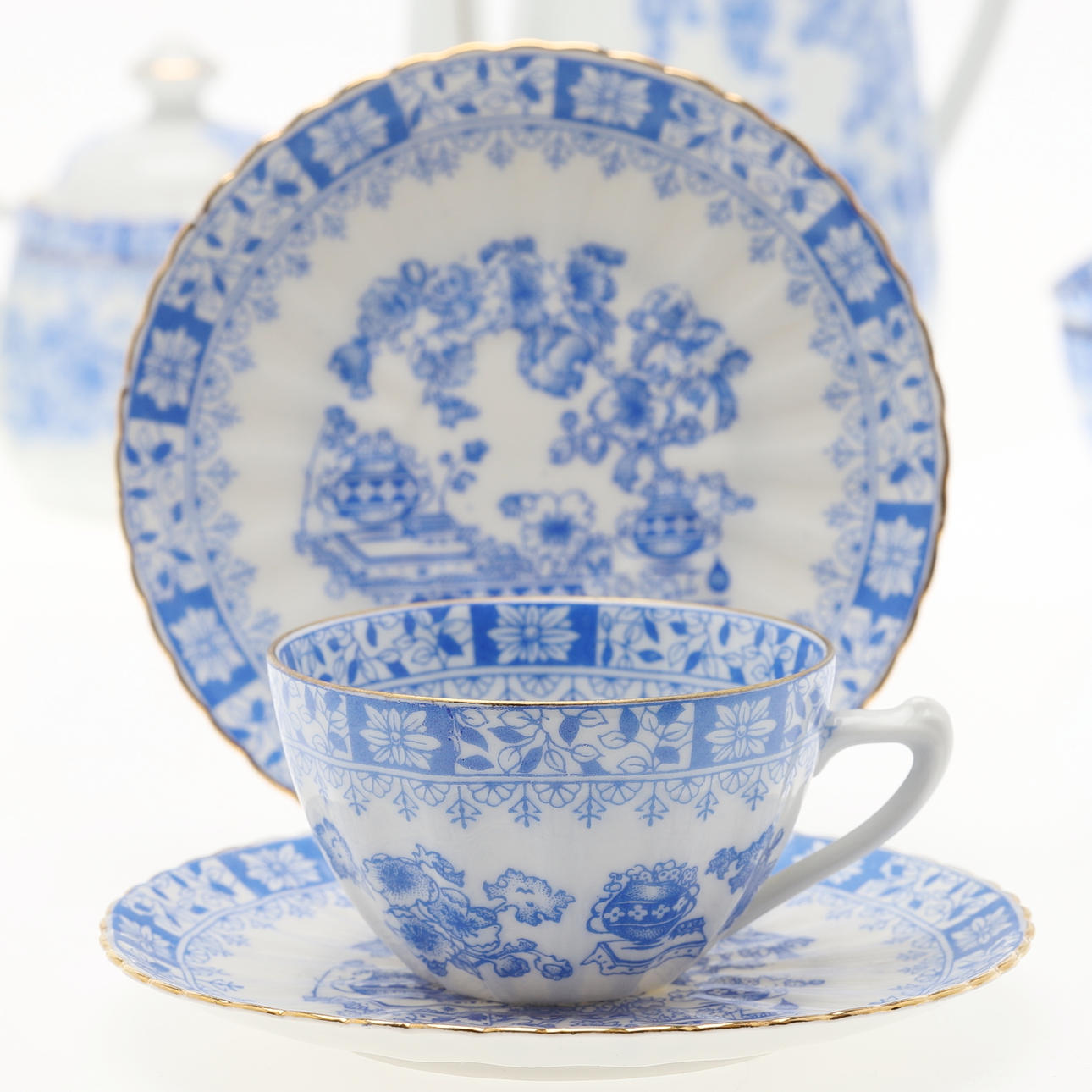 Ein 22-teiliges Kaffeeset, Bavaria Chinablau.