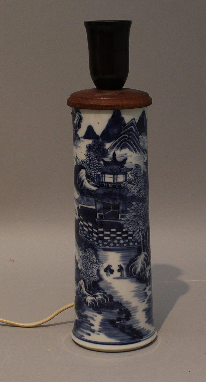 Bordslampa. Kina, ca 1900.