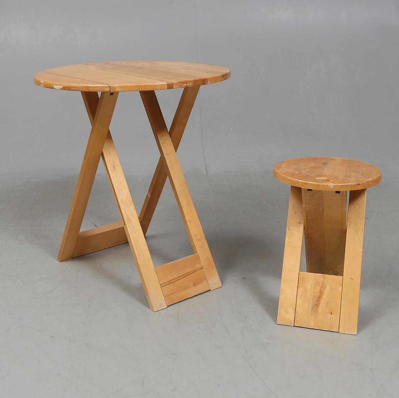 ADRIAN REED. Stool and table, “Suzy”.