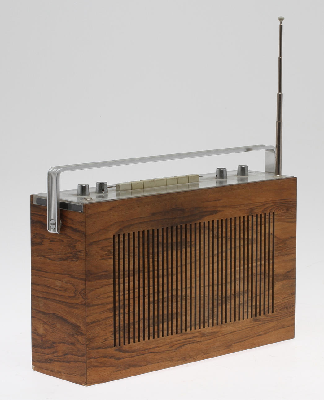 RADIO, "BEOLIT 800". Bang & Olufsen.