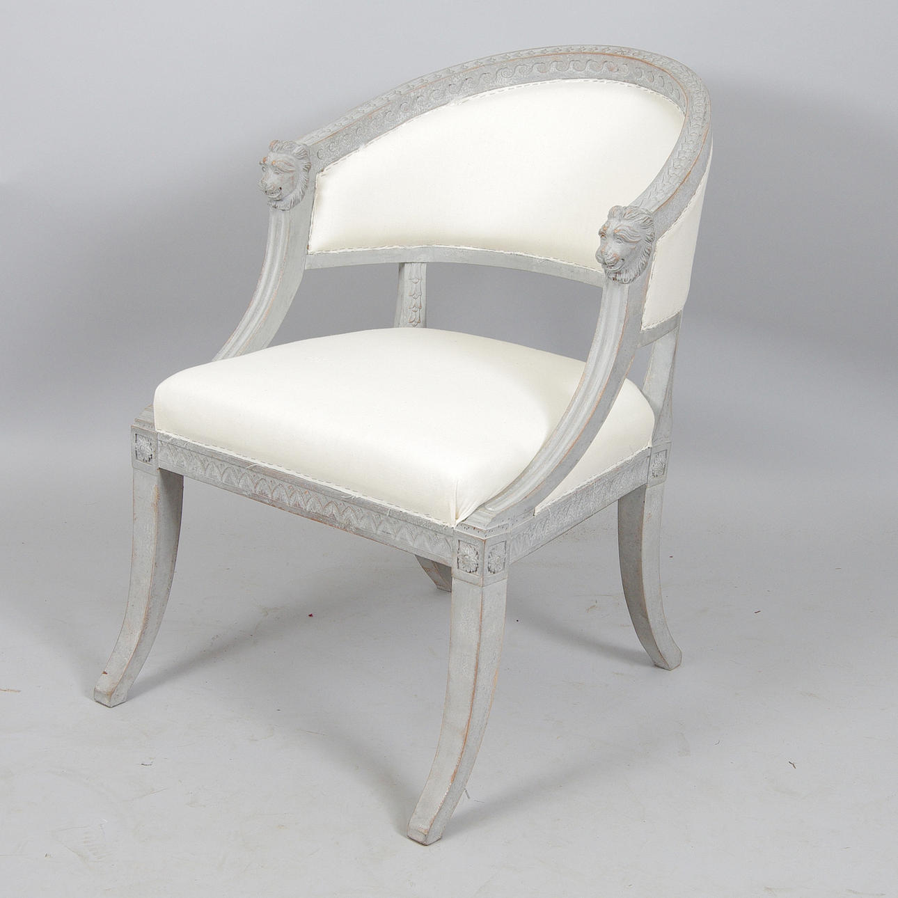 BALJFÅTÖLJ, sengustaviansk stil.