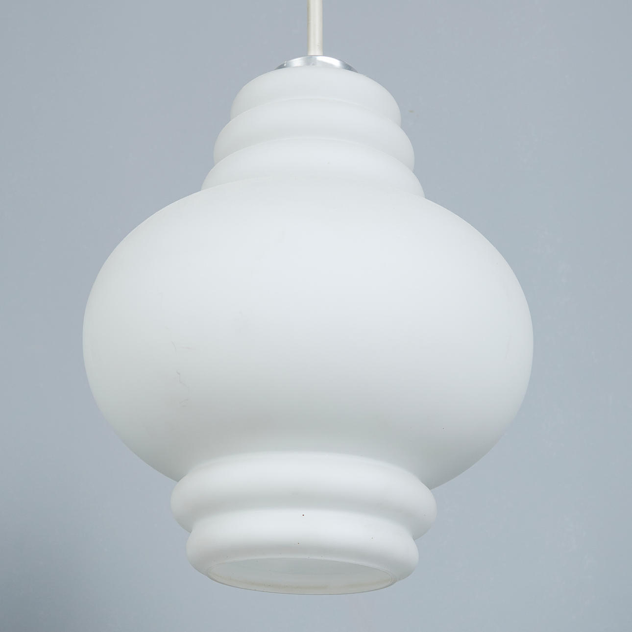 Pendellampe / Deckenlampe, Opalglas, mattiert.