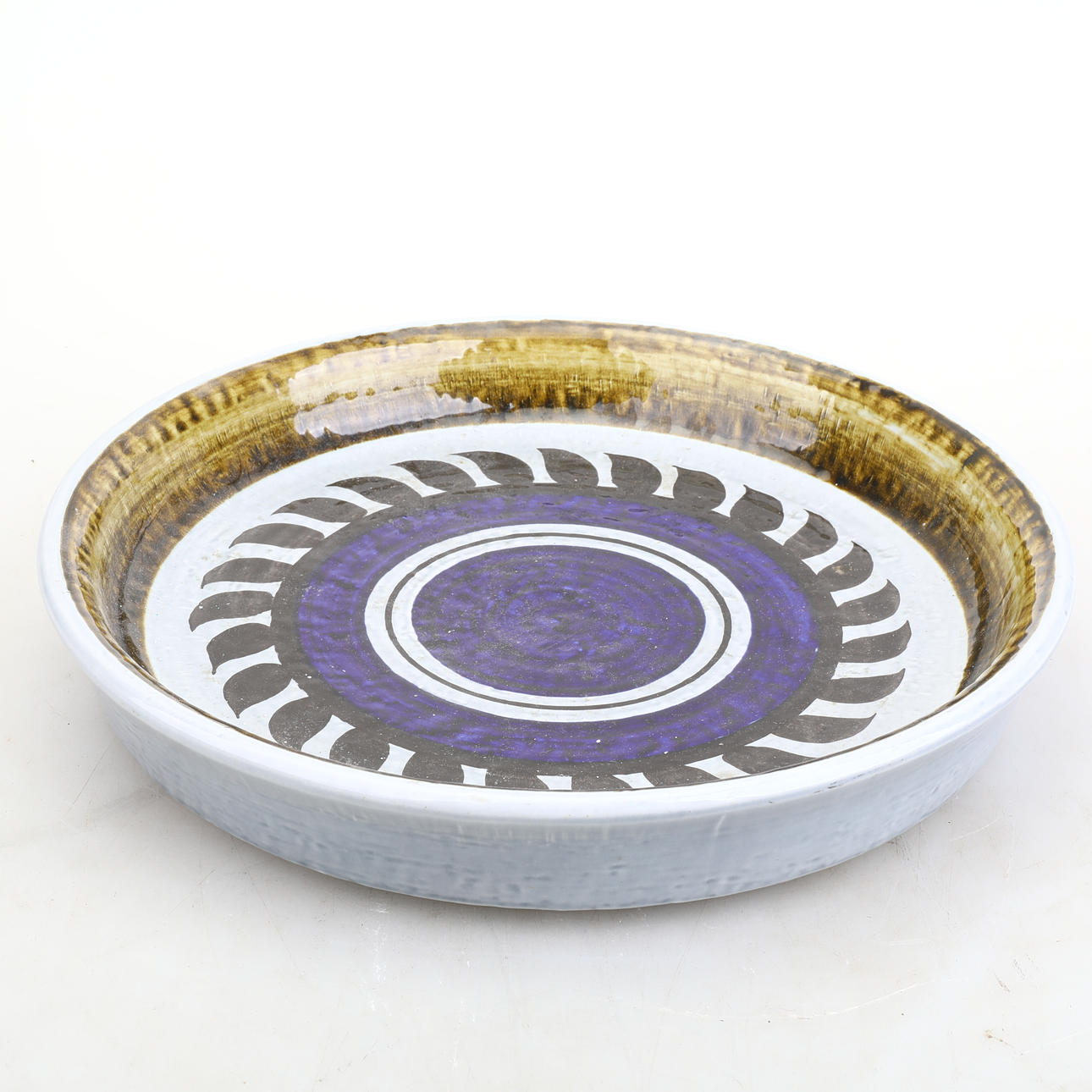 OLLE ALBERIUS. A stoneware dish, 'Titus', Rörstrand.