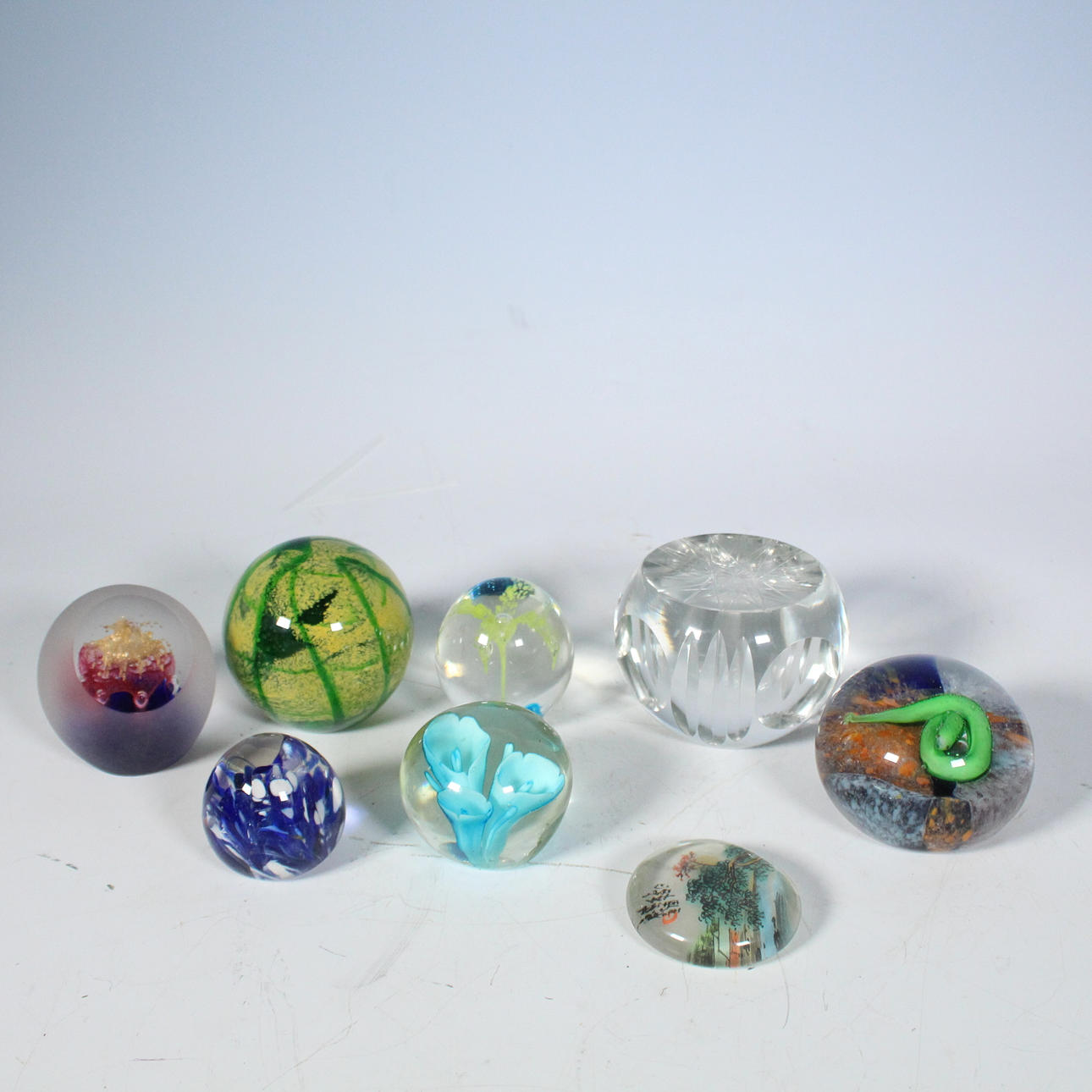 MILLEFIORI/ PAPERWEIGHT bundle, (8).