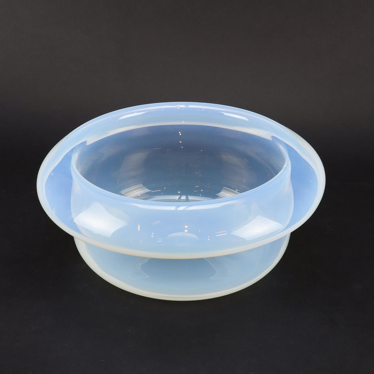 SIGNE PERSSON-MELIN. Skål. Glas - Bruksglas - Auctionet