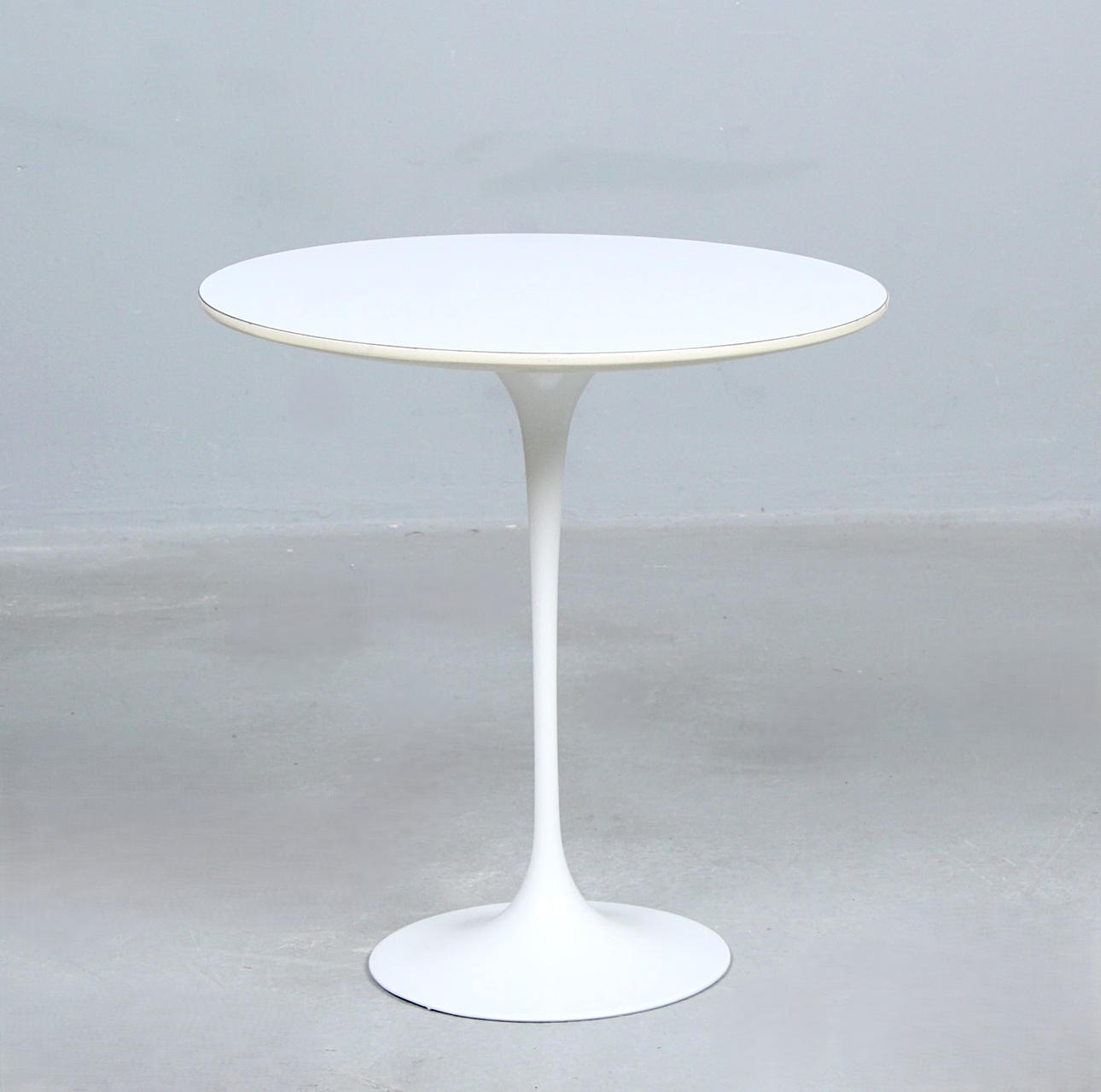 EERO SAARINEN. Knoll International, coffee table/'Tulip' side table.
