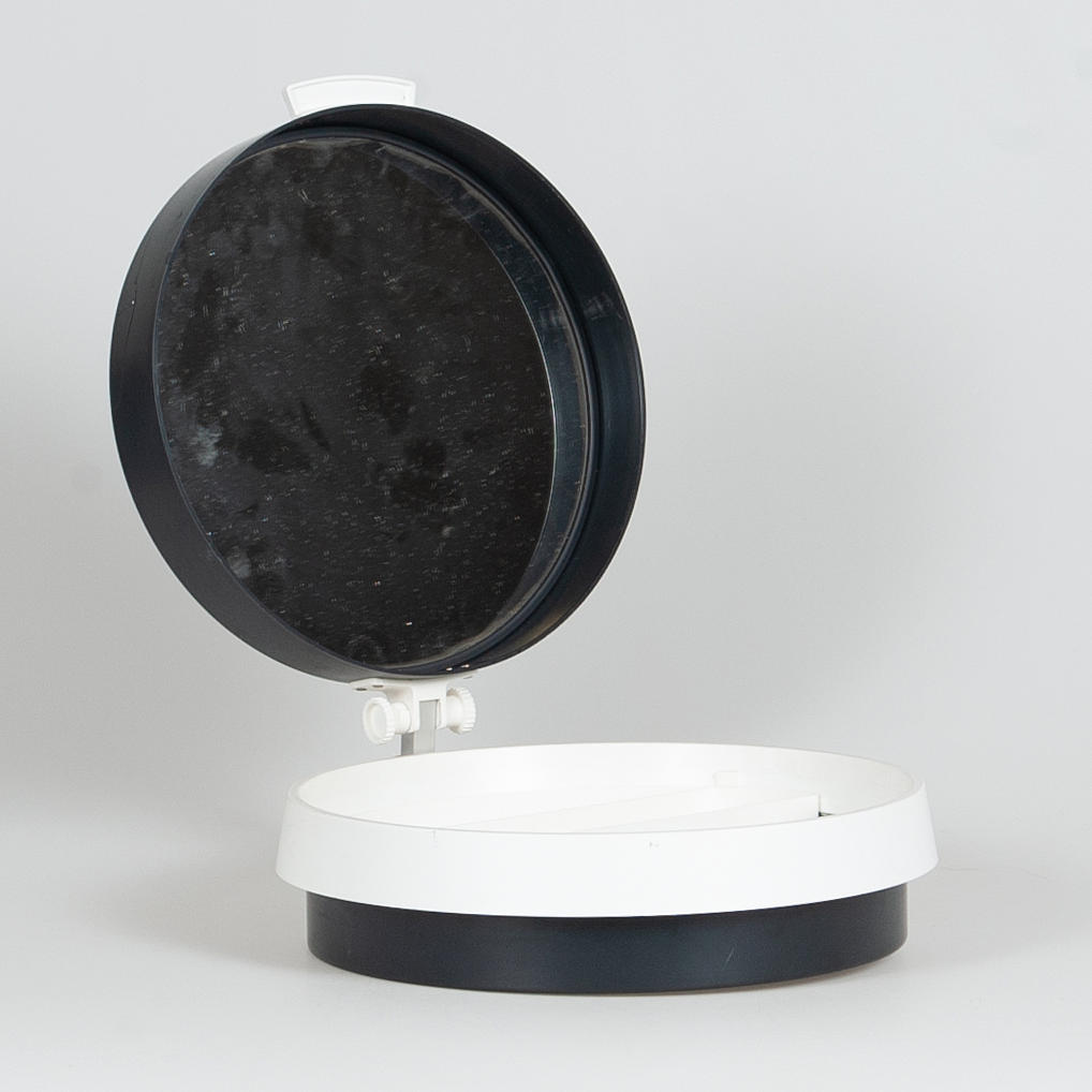 SMINKSPEGEL MED FÖRVARING, PLAST, DANMARK, 60-70-TAL.