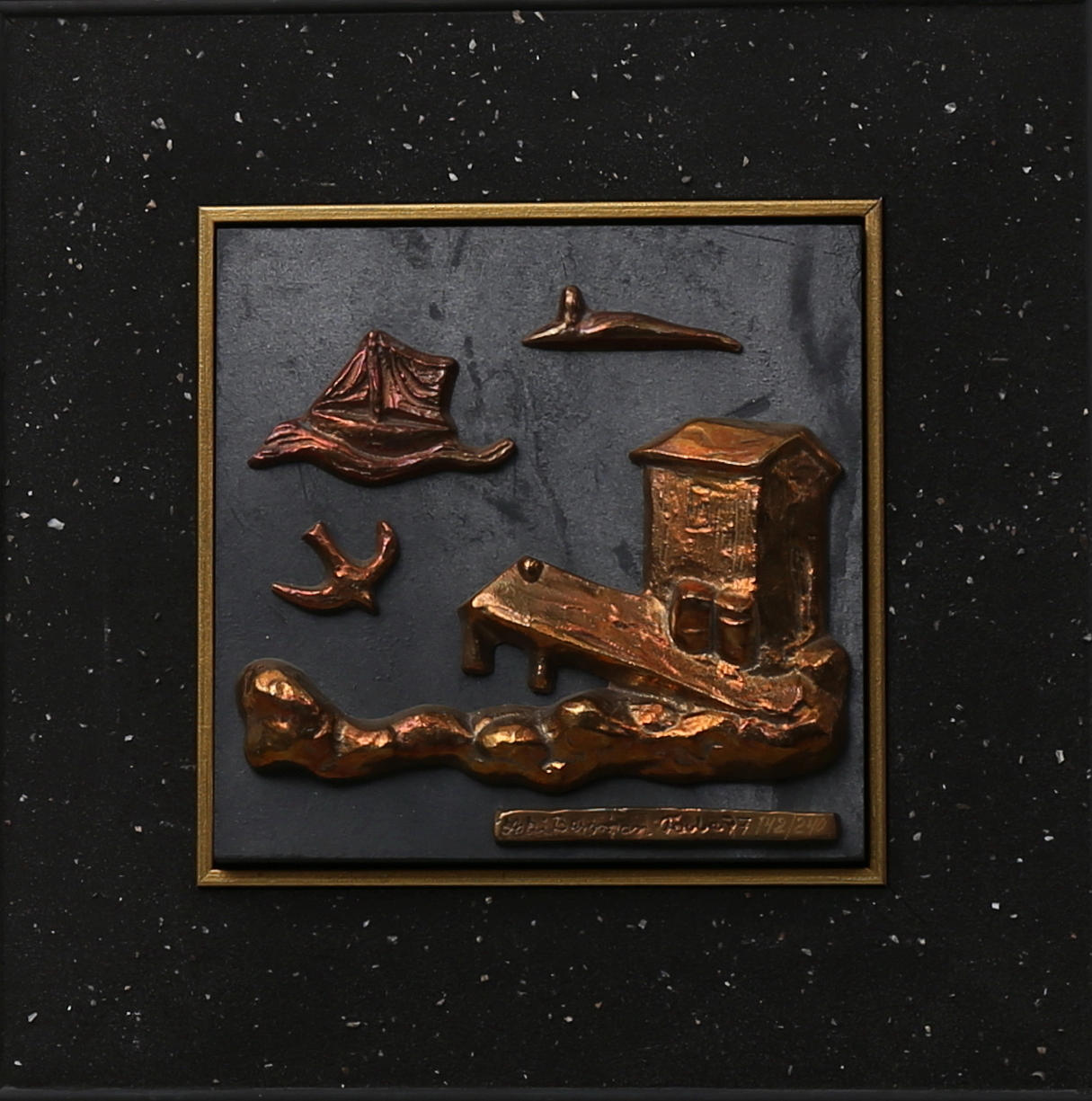 ASTRI BERGMAN TAUBE. Marinmotiv. Relief i brons, signerad plakett och numrerad 142/240.