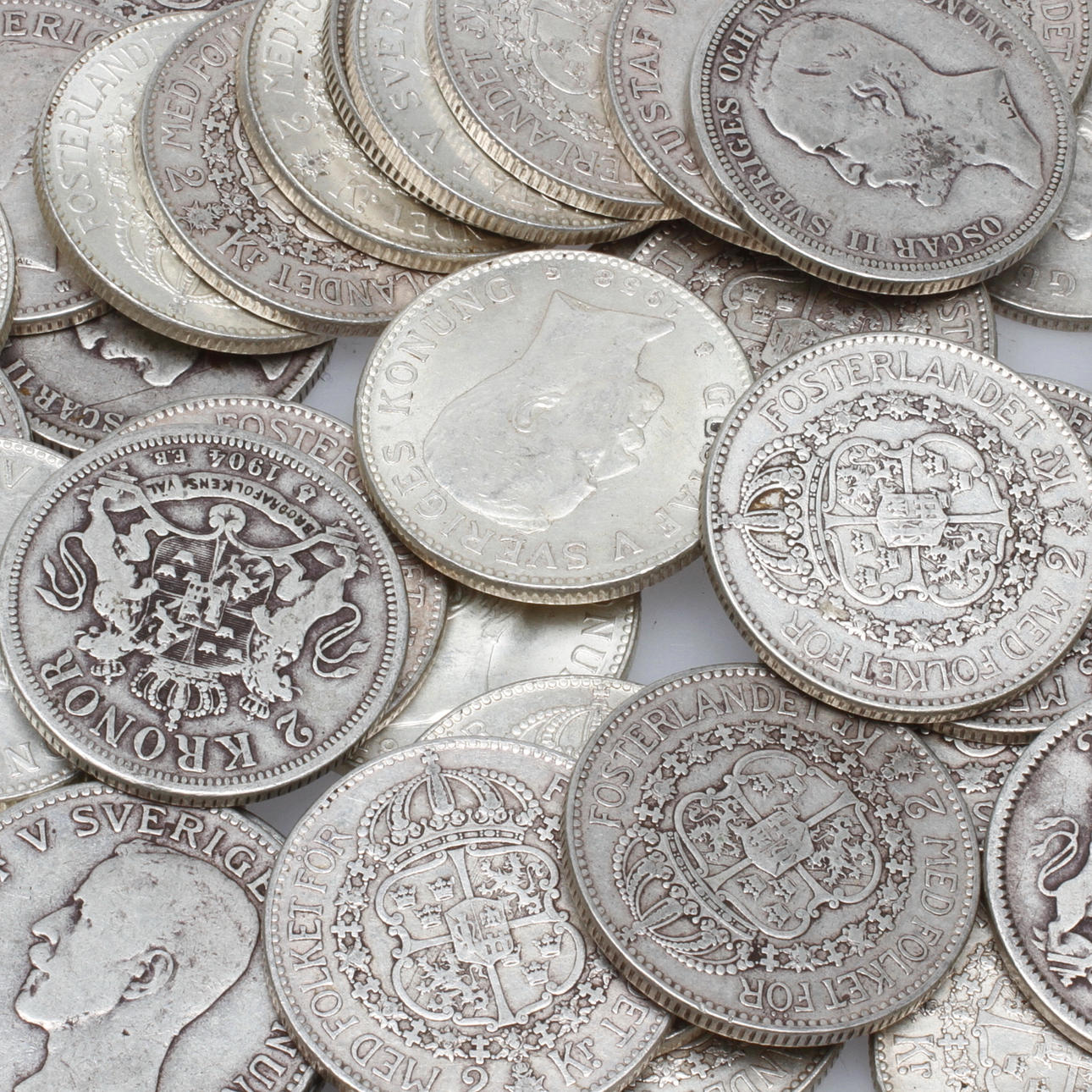 MYNT, silver, 2 kronor, vikt ca 630 gram.