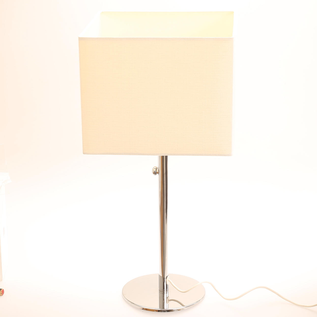 Eine moderne Tischlampe.