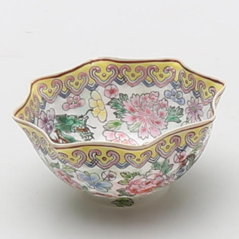 SKÅL, äggskalsporslin, Kina 1900-tal.