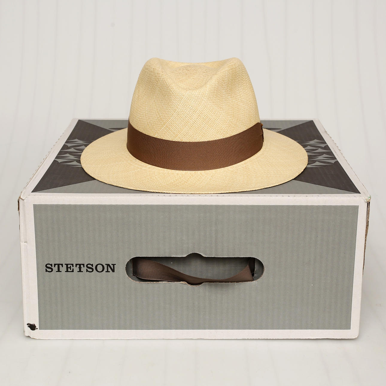 PANAMAHUT, Ecuador. in einer Box mit der Aufschrift Stetson.