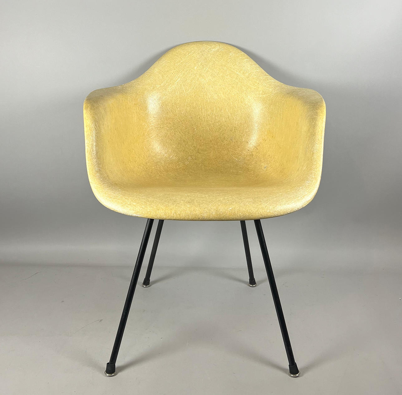 CHARLES & RAY EAMES. ZENITH ARMLEHNSTUHL DAX.