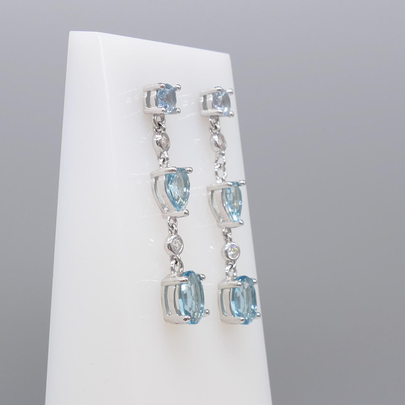 SNYGGA SILVER örhängen.