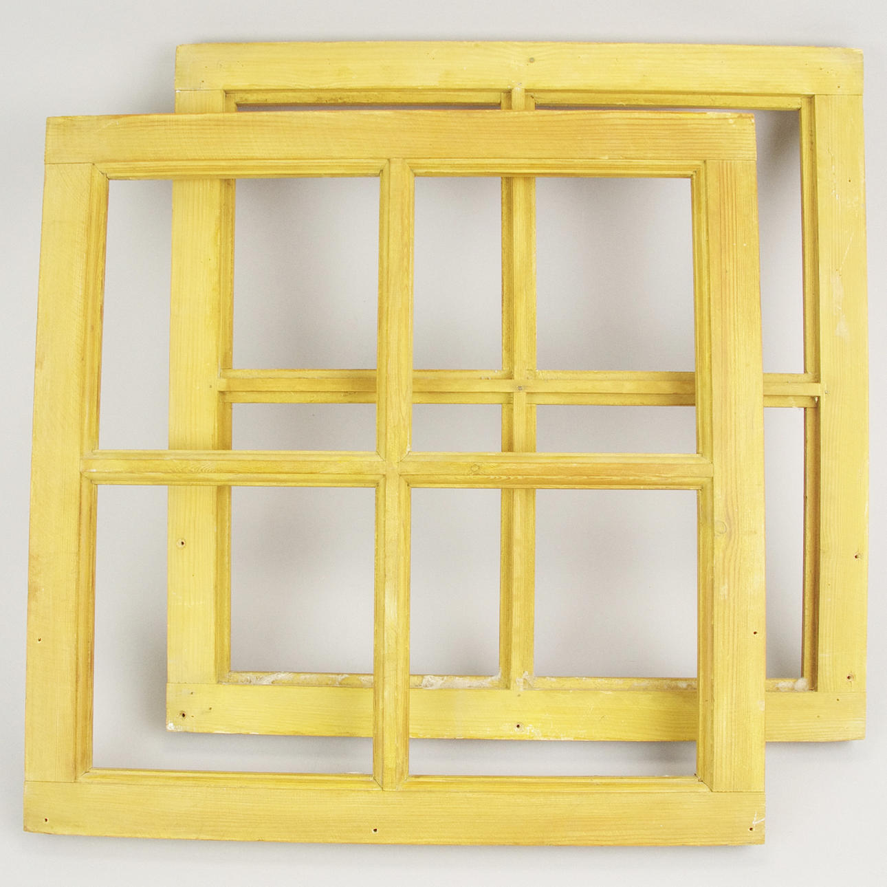 FÖNSTER, 2 stycken, utan glas.