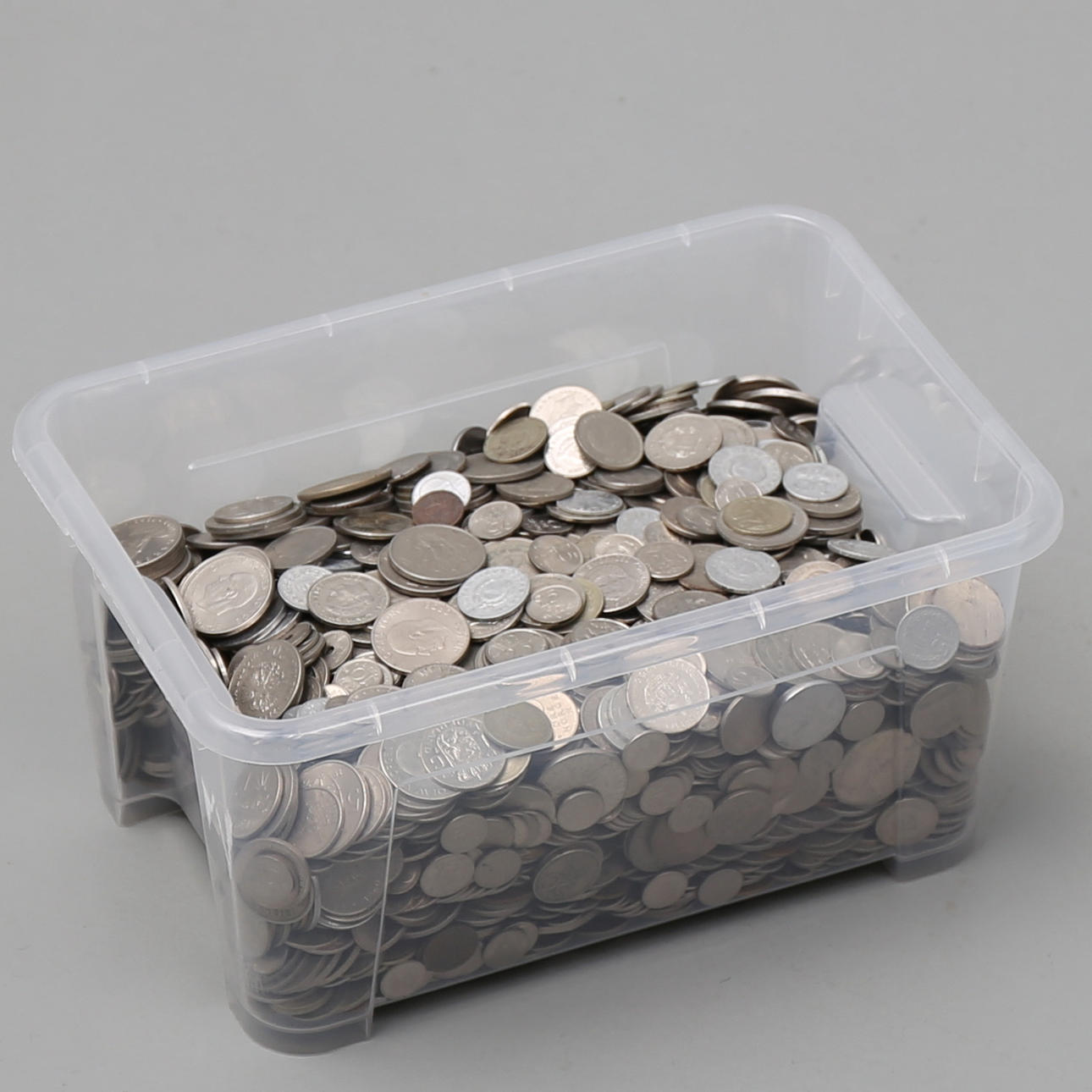 PARTI MYNT, diverse svenska/utländska, vikt 13 kg.