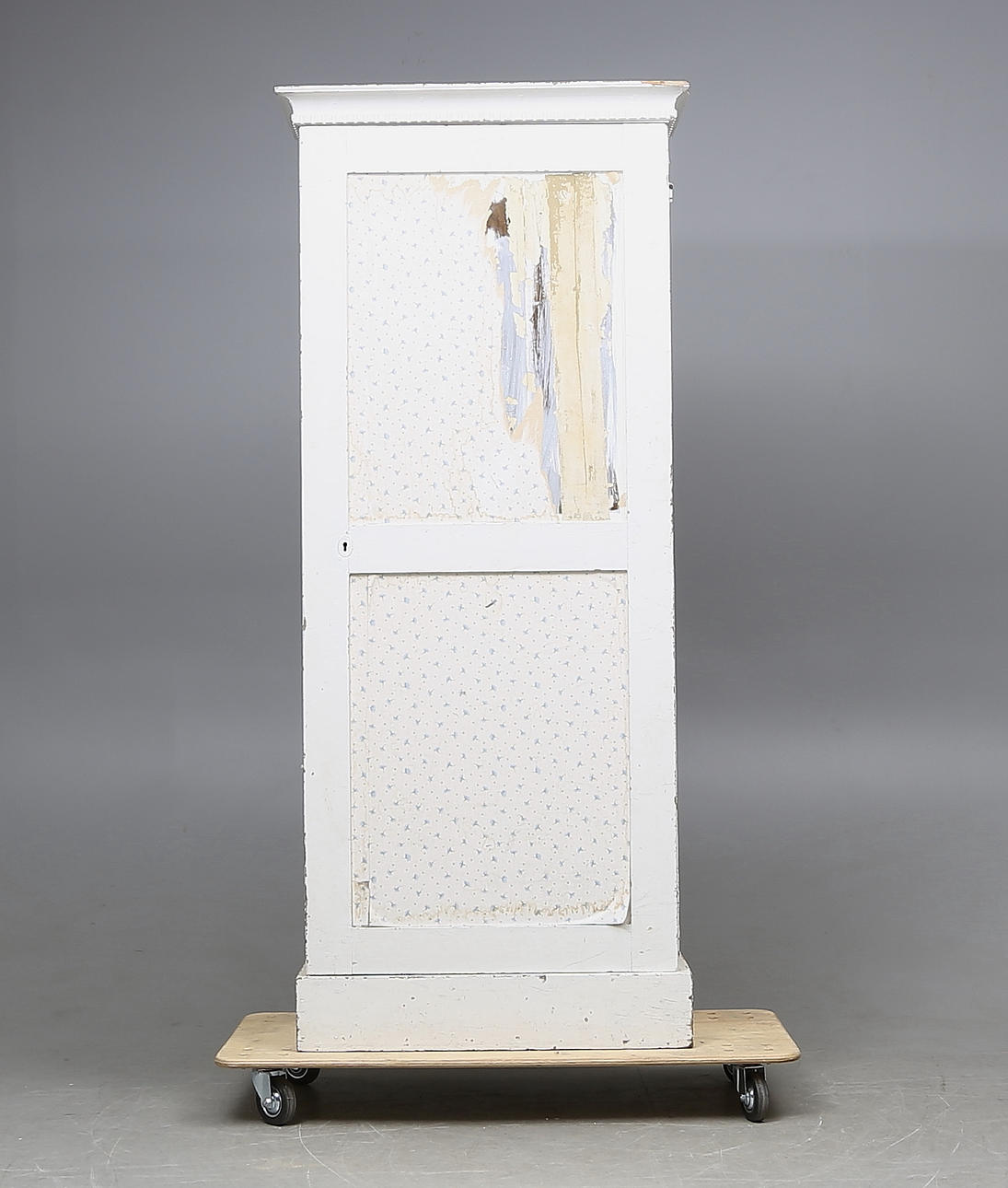 SKÅP, sengustavianskt, omkring 1800.