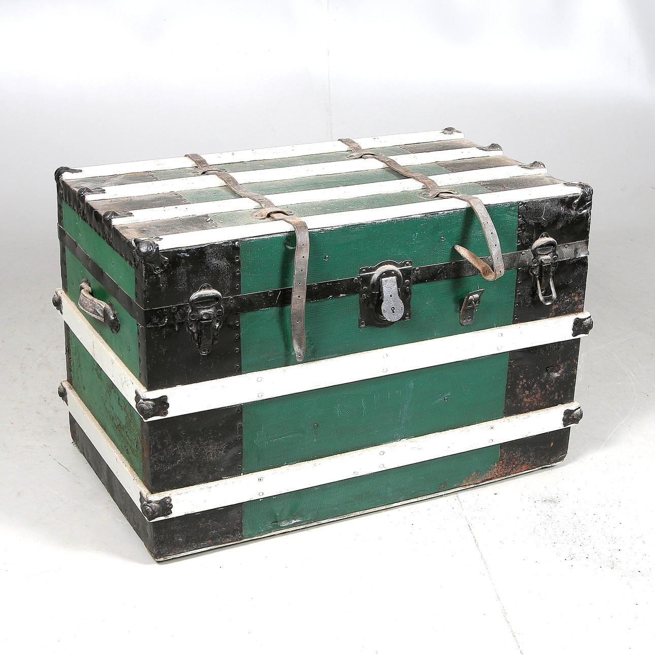 KOFFERT, 1900-talets början.