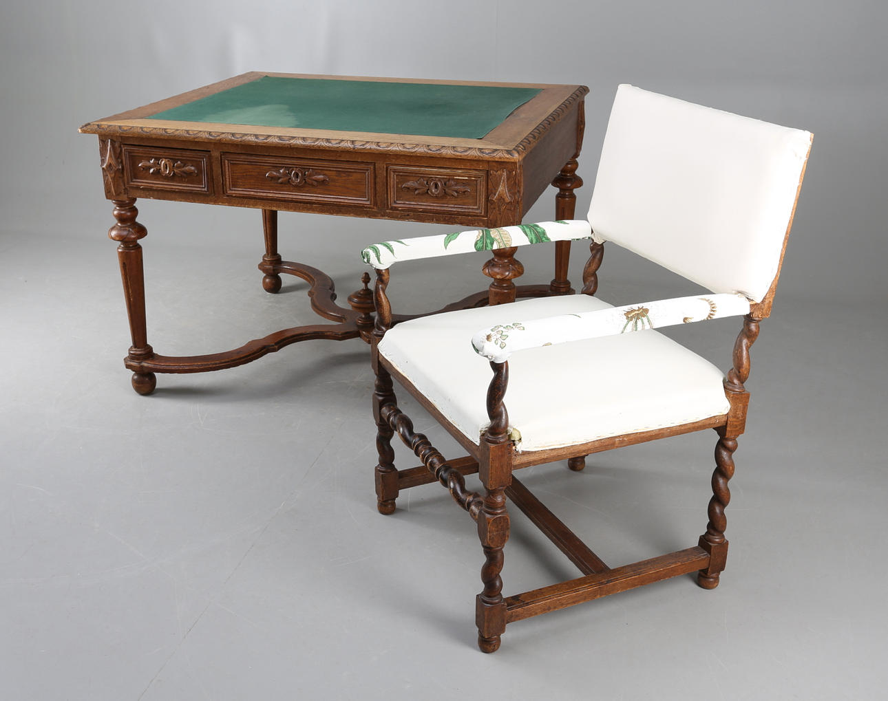 SPELBORD, med stol, 1800-tal.