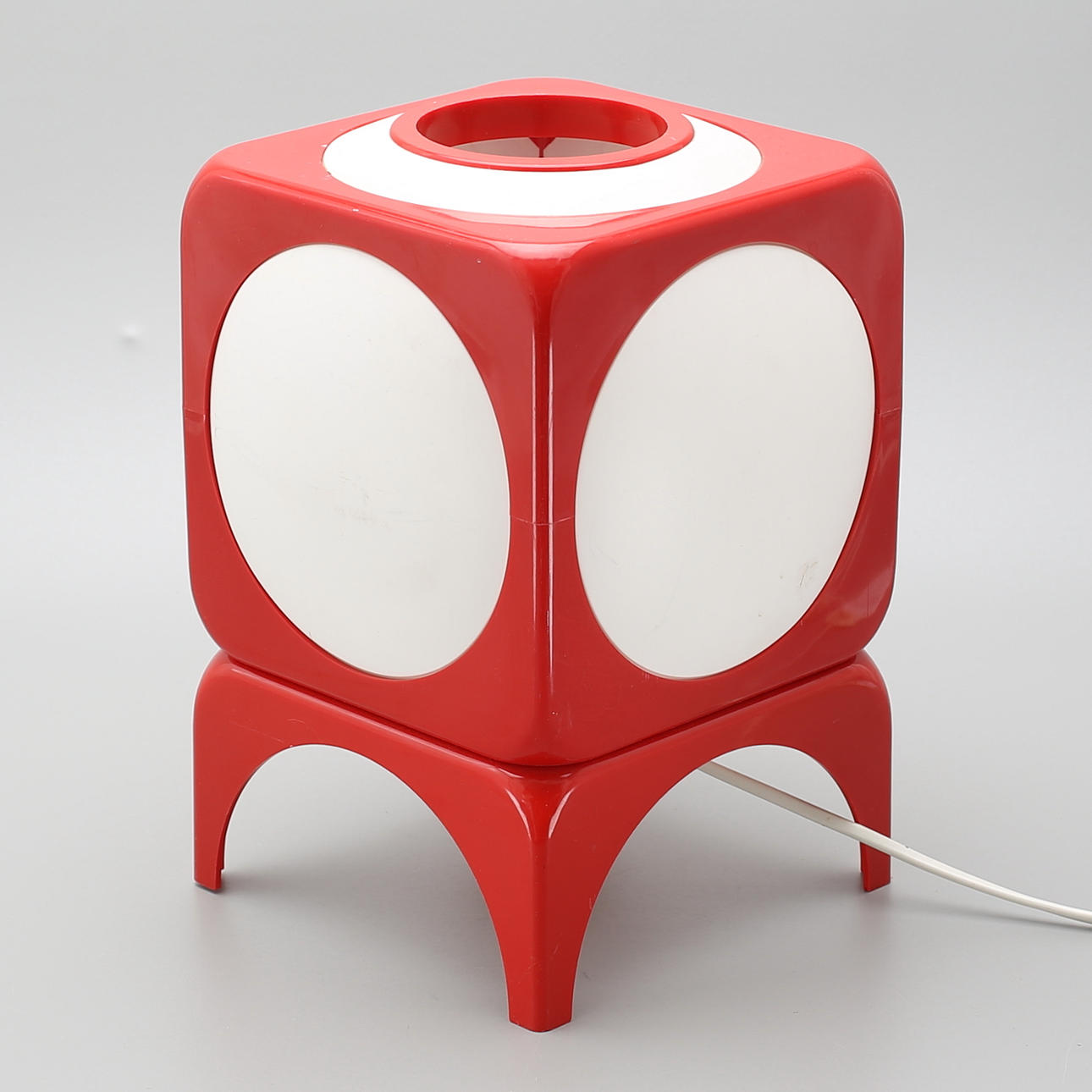 BORDSLAMPA, plast, Ikea, 1970-tal.