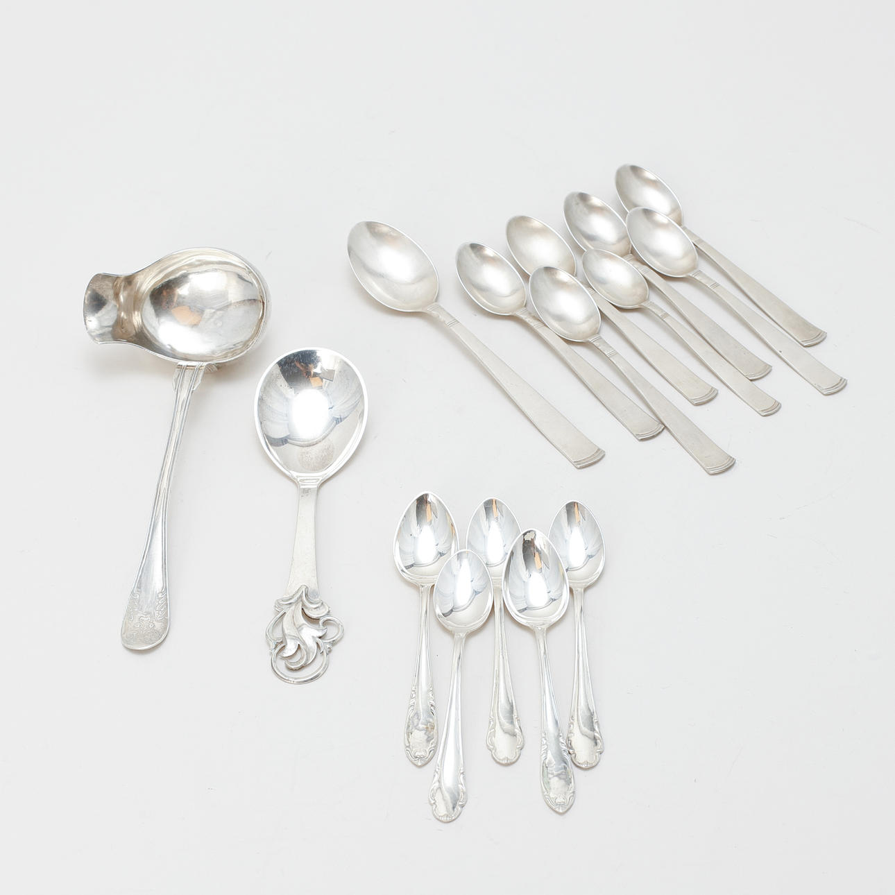 SILVER, 15 pieces, weight approx. 245 grams.