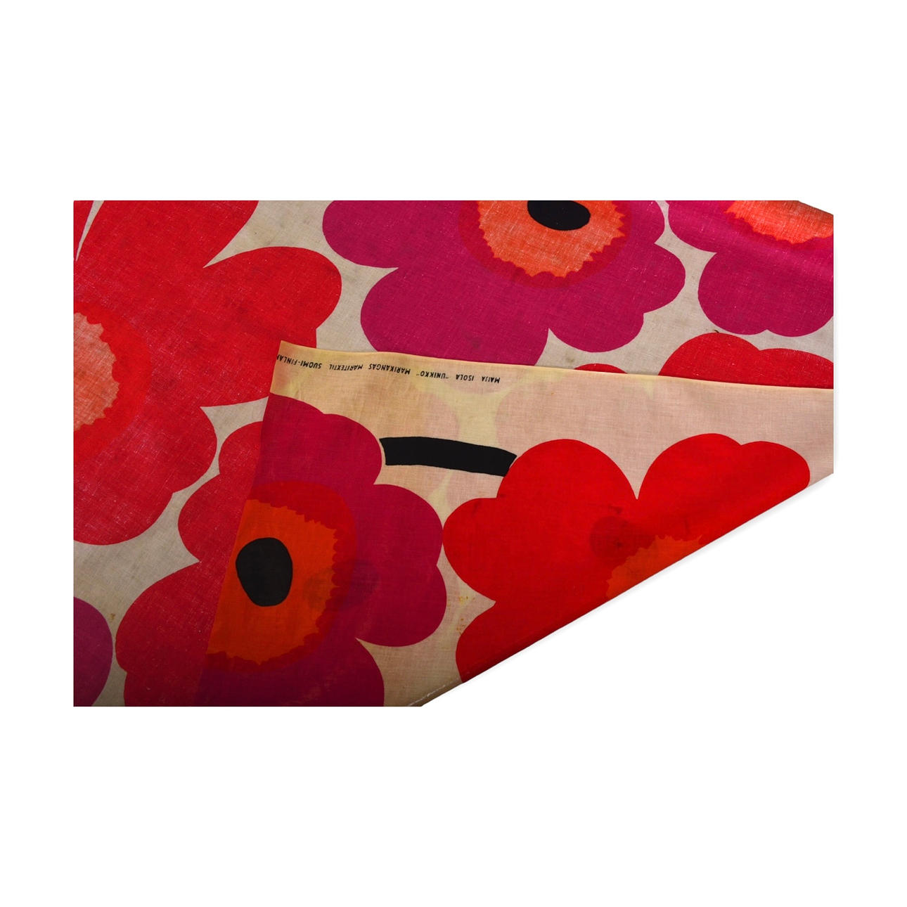 MAIJA ISOLA. A 'Unikko Marikangas Maritextil tablecloth