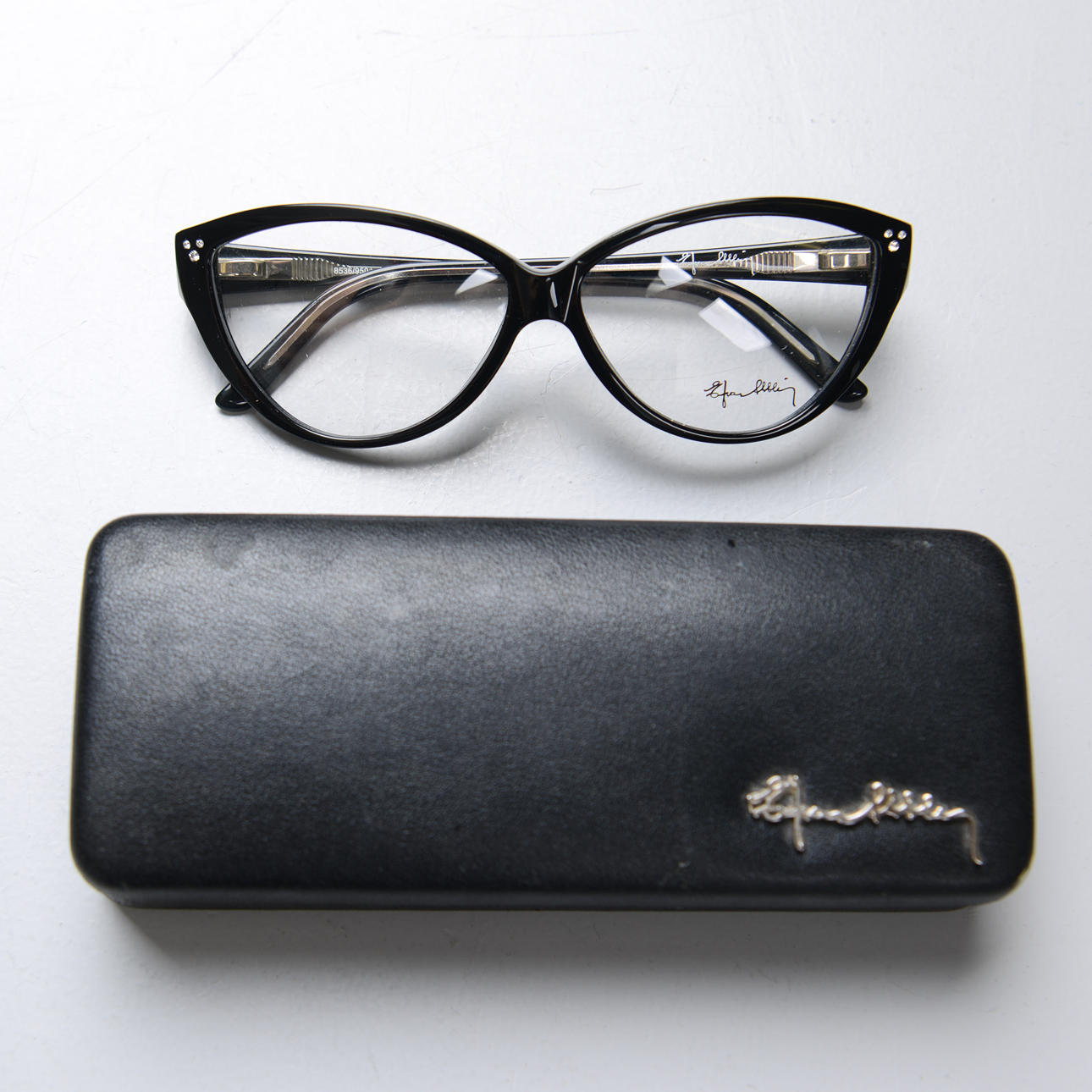 EFVA ATTLING. Briller, „Jubilee sort/sort“.