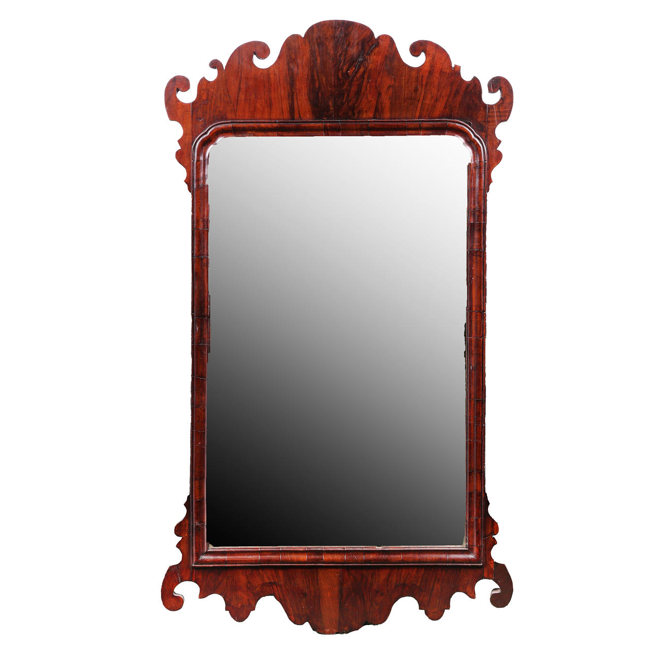 A GEORGE III MAHOGANY WALL MIRROR.