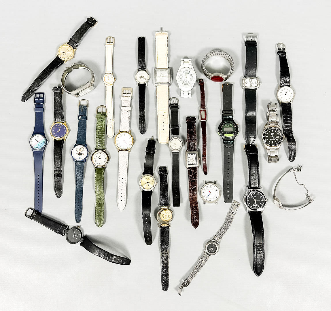 ARMBANDSUR, 26 st, olika märken.