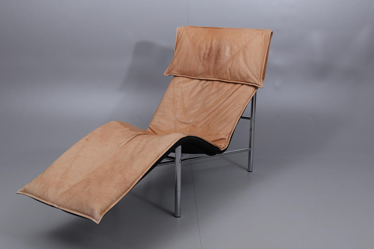 VILSTOL, kromad metall och beige skinn, Ikea, 1900-talets andra hälft.