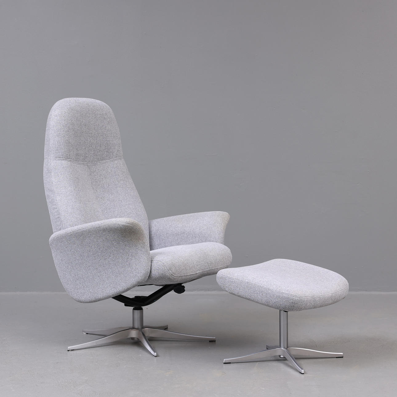 FÅTÖLJ och FOTPALL, Freja, ILVA.