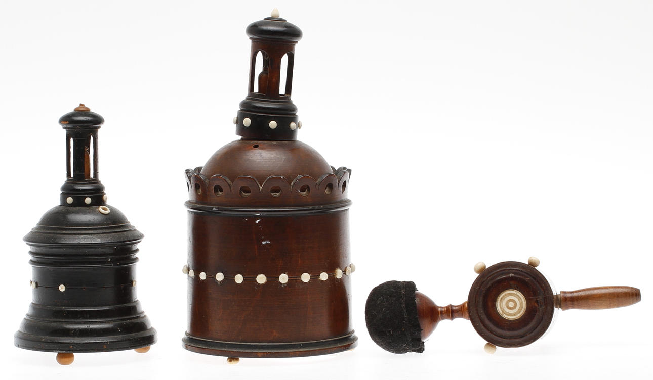 SYBARON mm, trä med benknoppar, 1800/1900-tal.