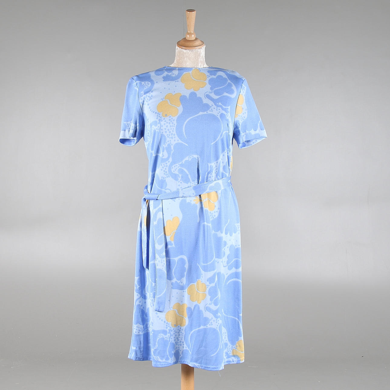 KLÄNNING, Katja of Sweden, MMT. 1970-tal.