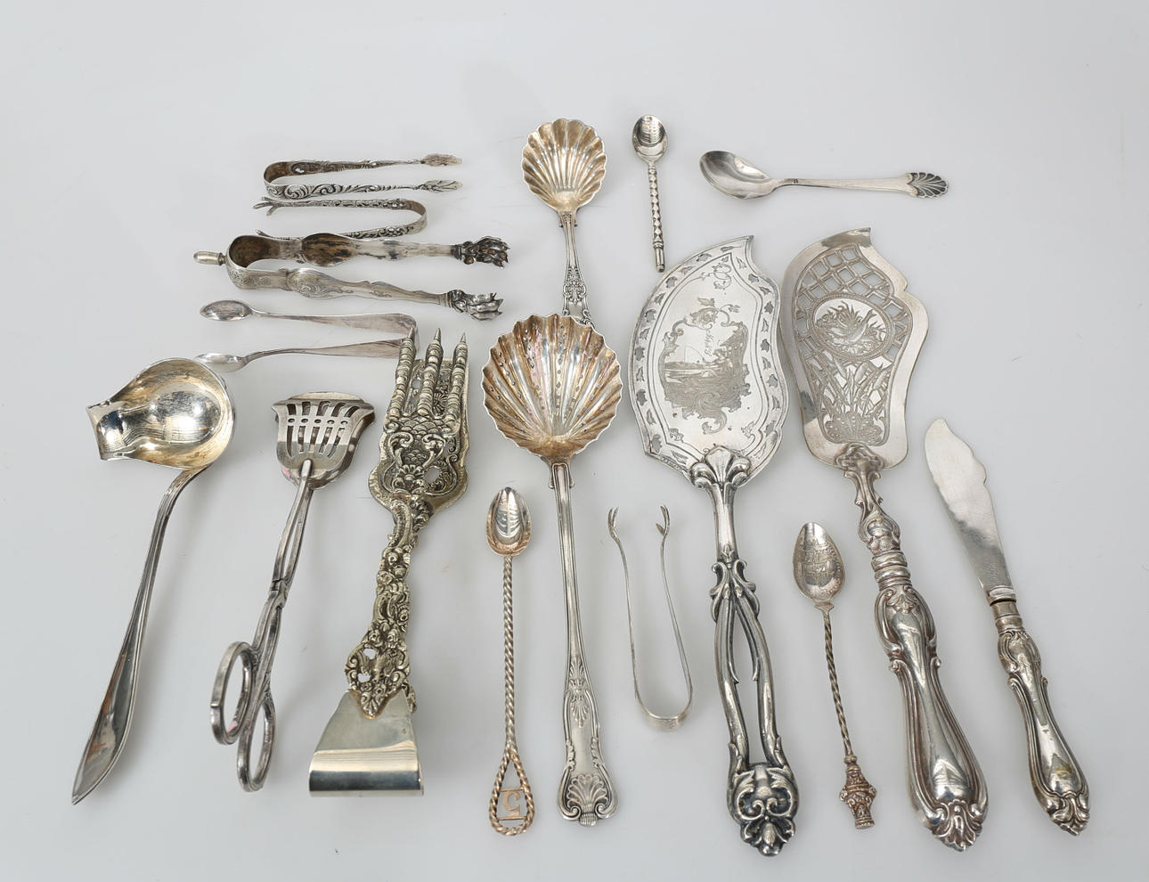 BESTICK, nysilver och silver, 1900-tal.