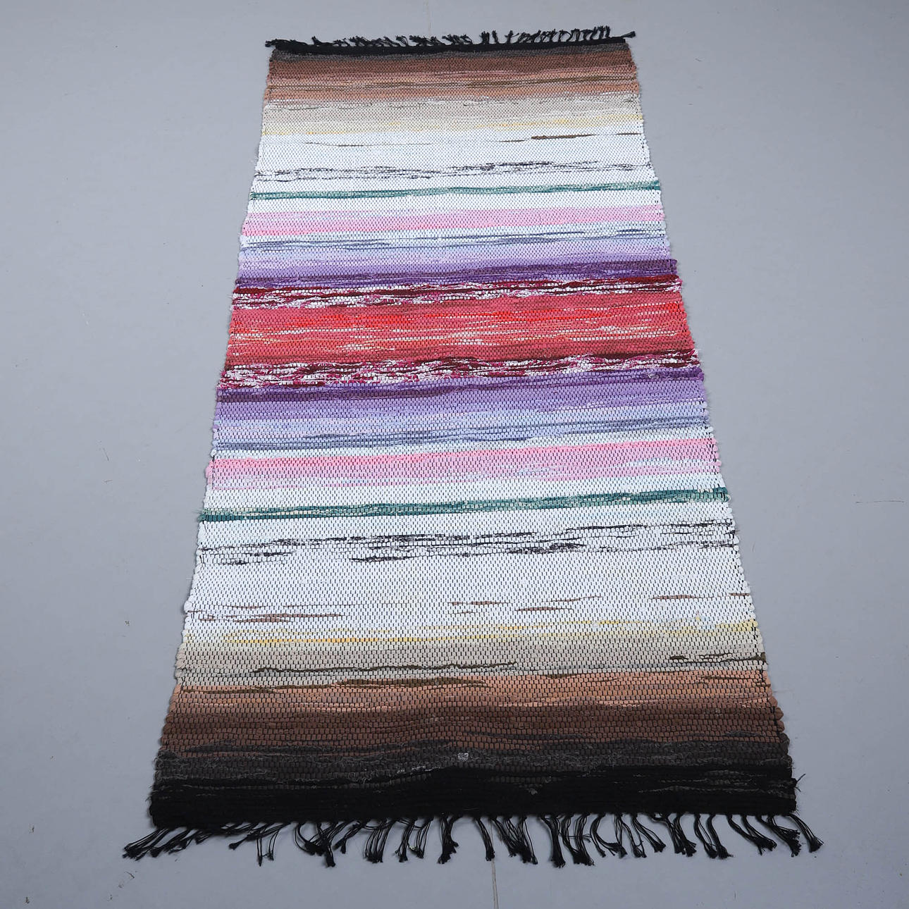 TRASMATTA, flerfärgad.