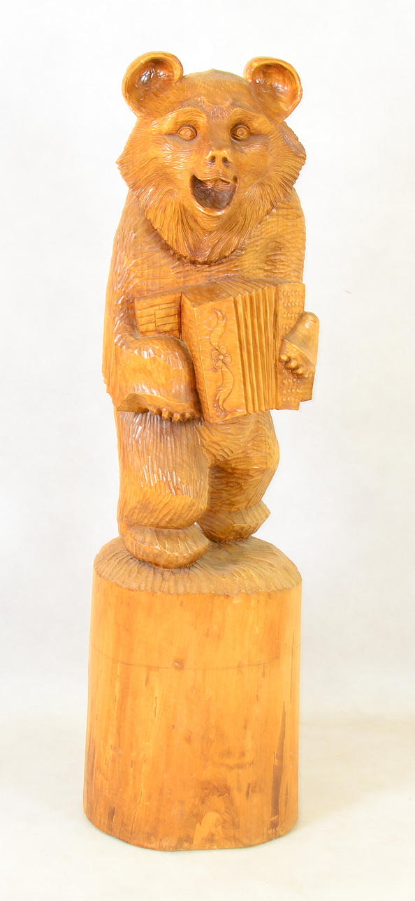 SKULPTUR, skuret trä, höjd 140 cm.