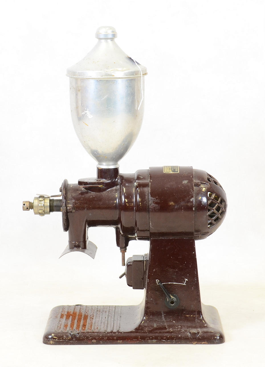 KAFFEMALARE / KAFFEKVARN, gjutjärn samt krom, N.O Lindgrens maskinfabrik.