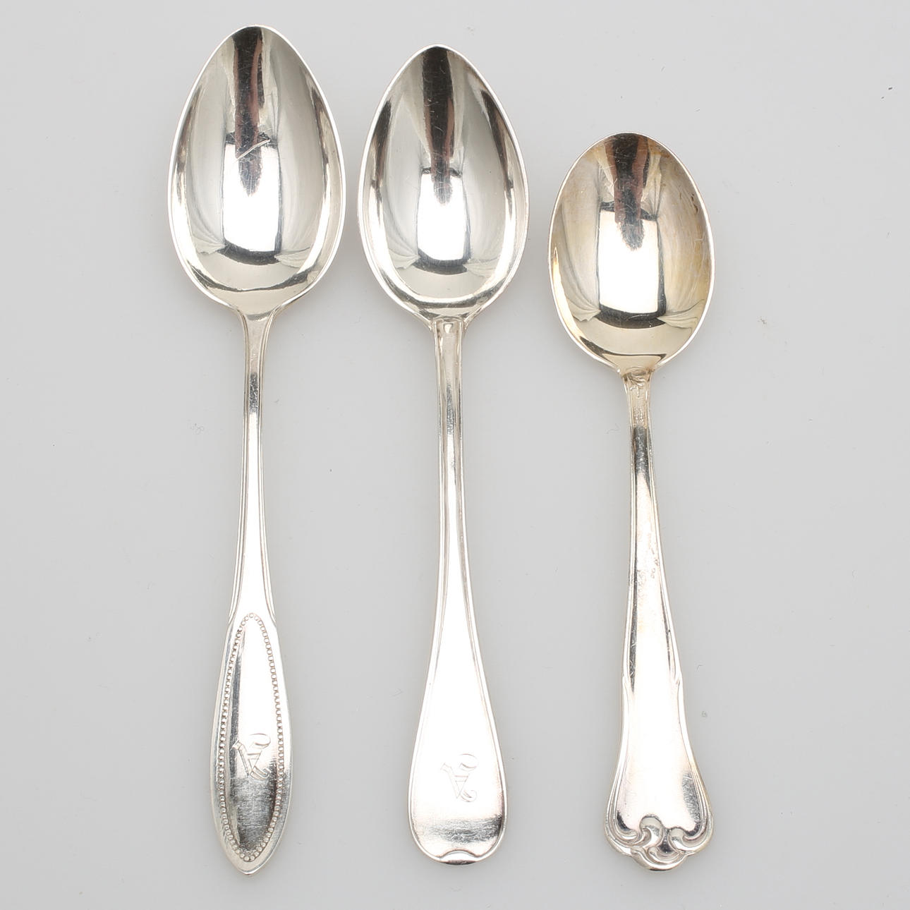 KAFFESKEDAR, 36 st, silver, 3 modeller, 1900-tal, vikt 530 gram.